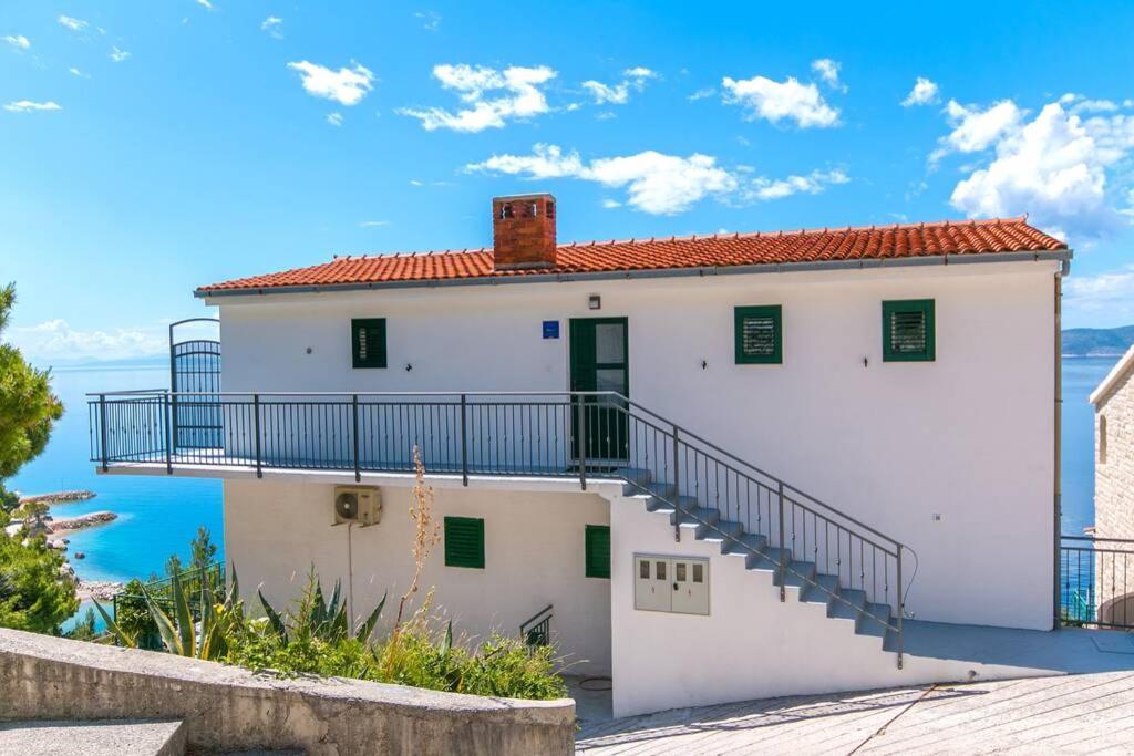 Apartman Macan Brela Exterior photo